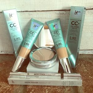 IT Cosmetics Airbrush Perfecting powder set